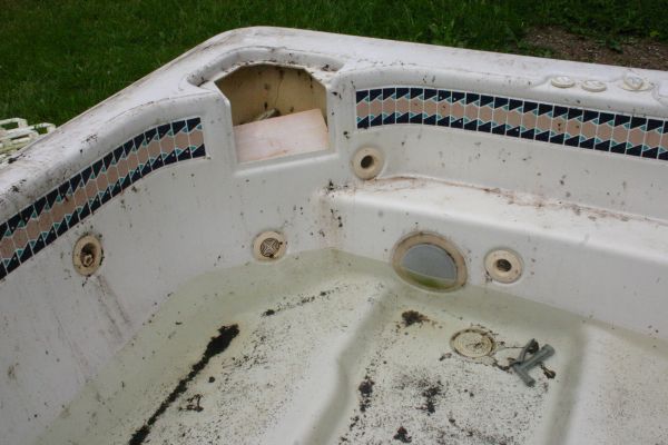 Hot Tub Removal in Jeffersonville