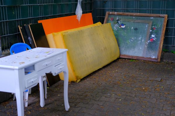 Old Furniture Disposal in Jeffersonville